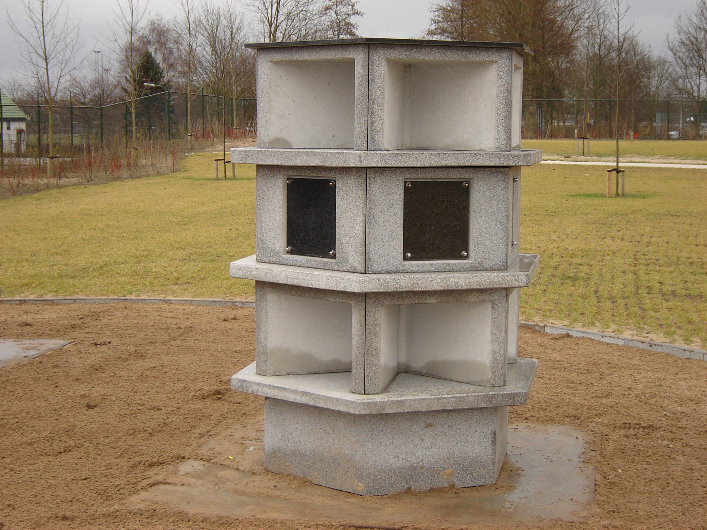 mausoleums,prive mausoleums,ossuarium,Verzamelgraf,Urnencolumbarium,Urnencolumbaria